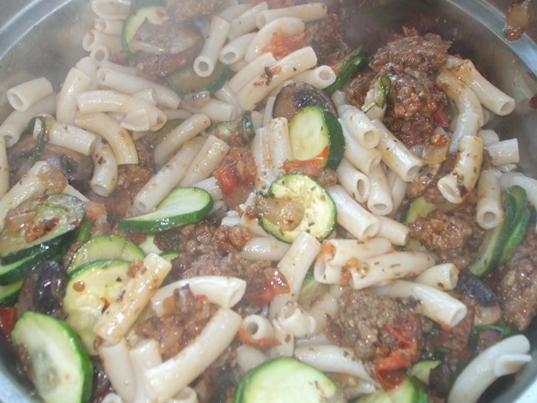 Stewed zucchini - recipes quickly and delicious with eggplants, carrots, onions, vegetables, potatoes in the oven and in a frying pan