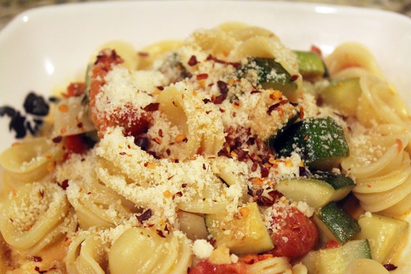Tasty stewed zucchini - recipe