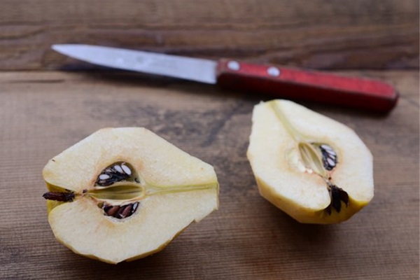 Jam from quince: the most delicious recipes with photos