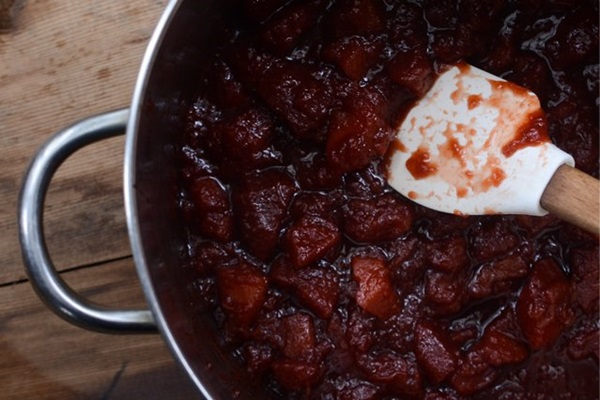 Jam from quince: the most delicious recipes with photos