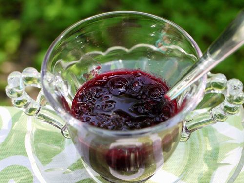 Black currant jam with nuts
