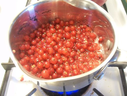 Jelly from red currant
