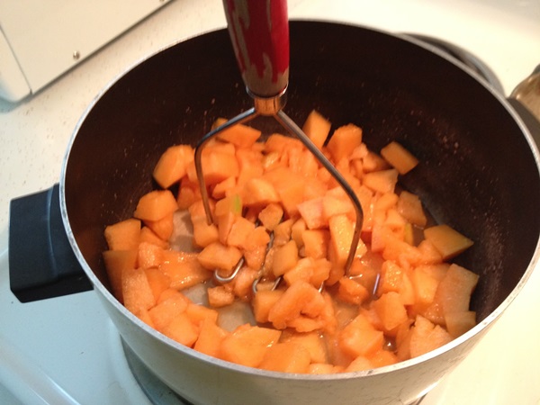 Jam from melon and melon crust for winter - simple recipes