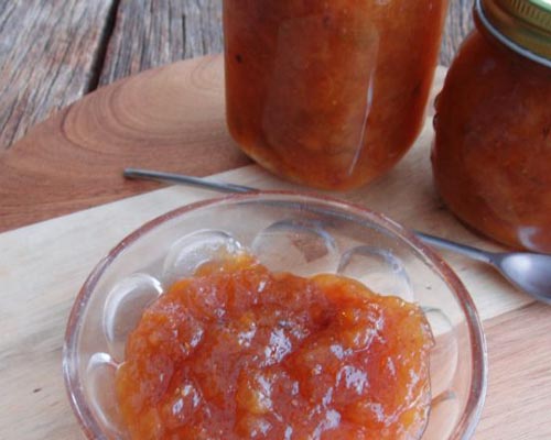 Jam from feijoa without cooking, a recipe for live jam with a photo
