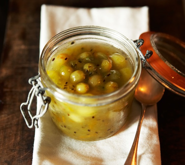Recipes of jam from gooseberries