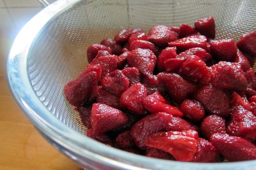 Strawberry jam with mint