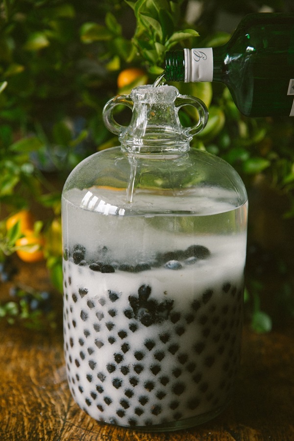 Homemade wine from chokeberry