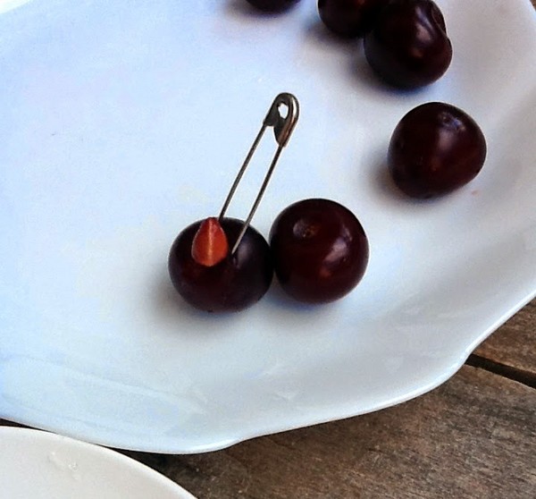 Cherries for the winter - recipes - jam with seeds and pitted, Five-minute, jam, jelly without gelatin, cherry compote