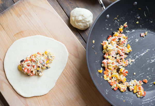Delicious recipe: calzone with vegetable filling