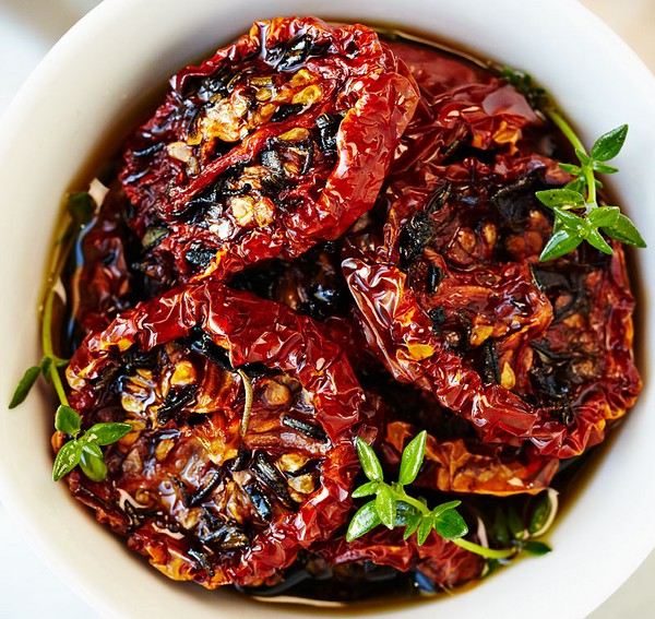 Sun dried tomatoes, recipes at home. How to make sun dried tomatoes in a vegetable dryer, oven, for the winter Sun dried tomatoes, recipes at home. How to make sun dried tomatoes in a vegetable dryer, oven, for the winter