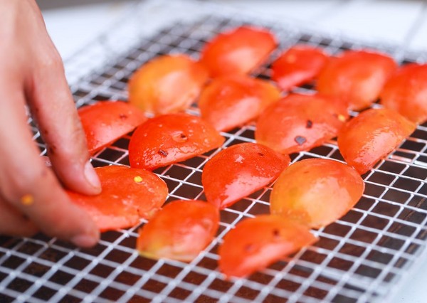 Sun dried tomatoes, recipes at home. How to make sun dried tomatoes in a vegetable dryer, oven, for the winter