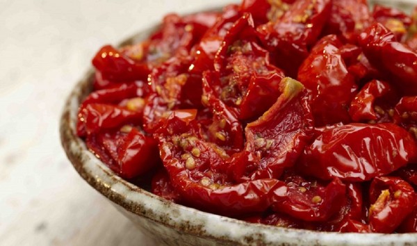 Sun dried tomatoes, recipes at home. How to make sun dried tomatoes in a vegetable dryer, oven, for the winter Sun dried tomatoes, recipes at home. How to make sun dried tomatoes in a vegetable dryer, oven, for the winter