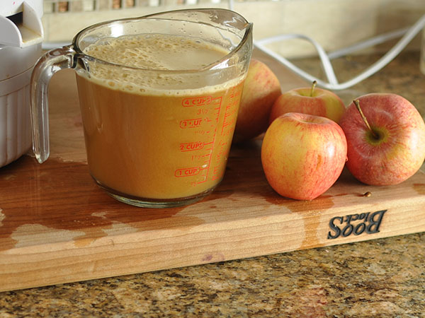 How to prepare apple juice for the winter