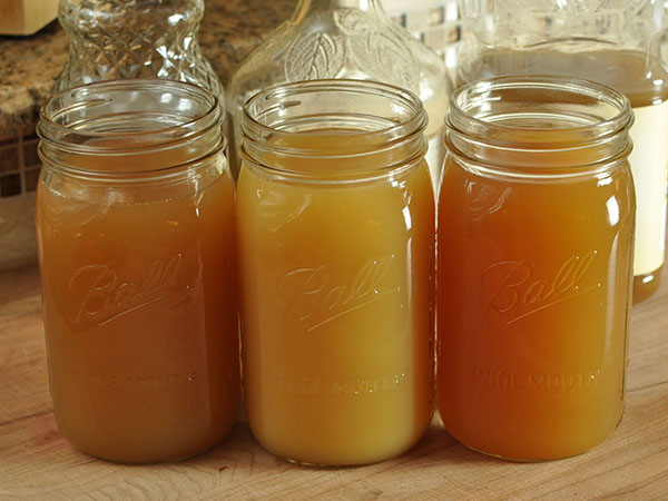 How to prepare apple juice for the winter