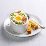 Baked eggs (eggs-cocotte)