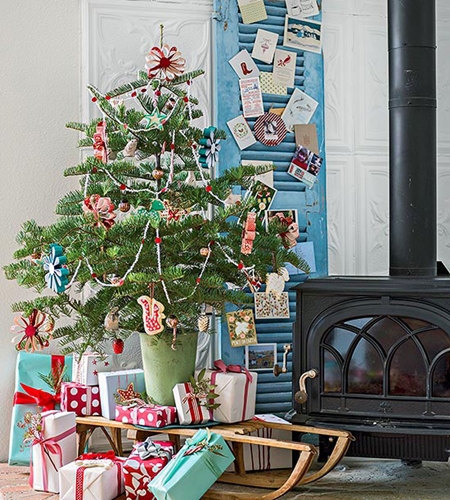 23 ideas for a New Year's interior decoration of a small apartment