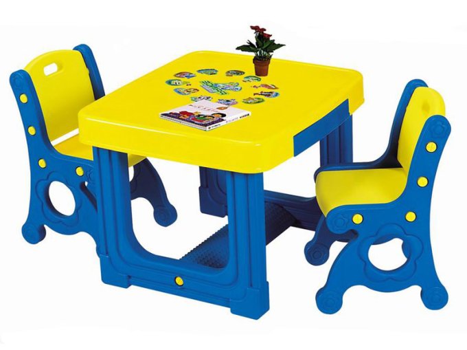 Children's table Children's table