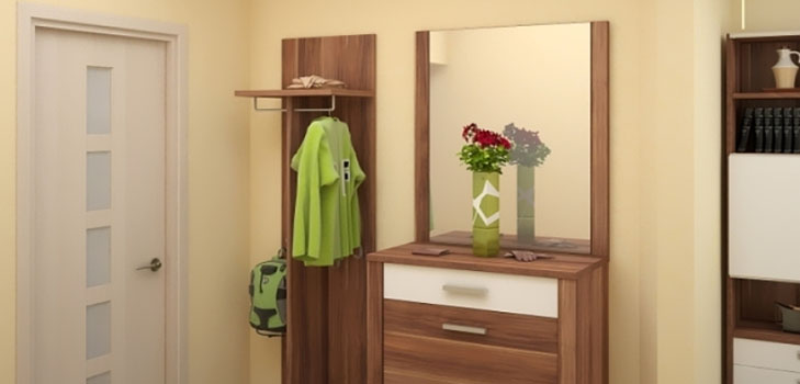 A small hallway: how to create a practical interior