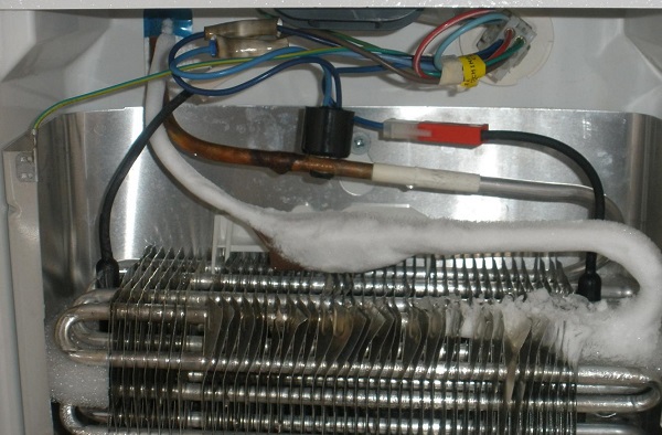 refrigerant refueling