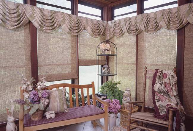 Curtains for the balcony: the secrets of choice