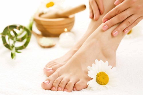 We get rid of sweating of feet once and for all