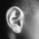 How to remove corks from the ears How to remove corks from the ears