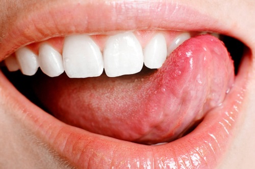 How to cure pain on the tip of the tongue