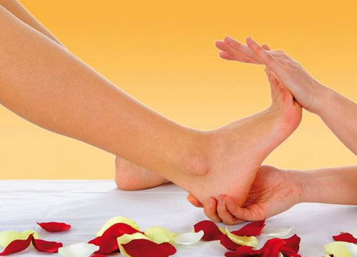 Foot massage - we revitalize the body