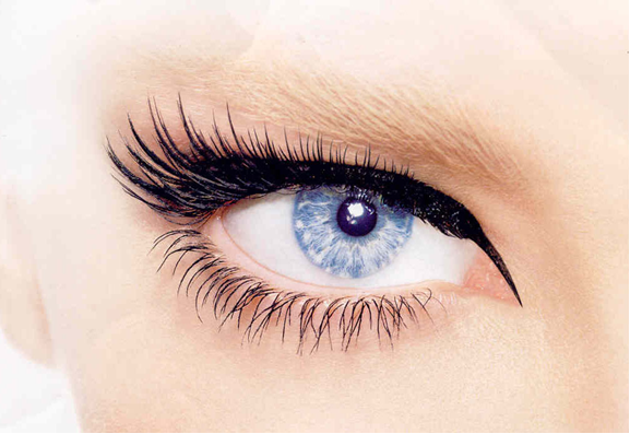 Have your eyes hurt? Find out the reasons and the ways of treatment!